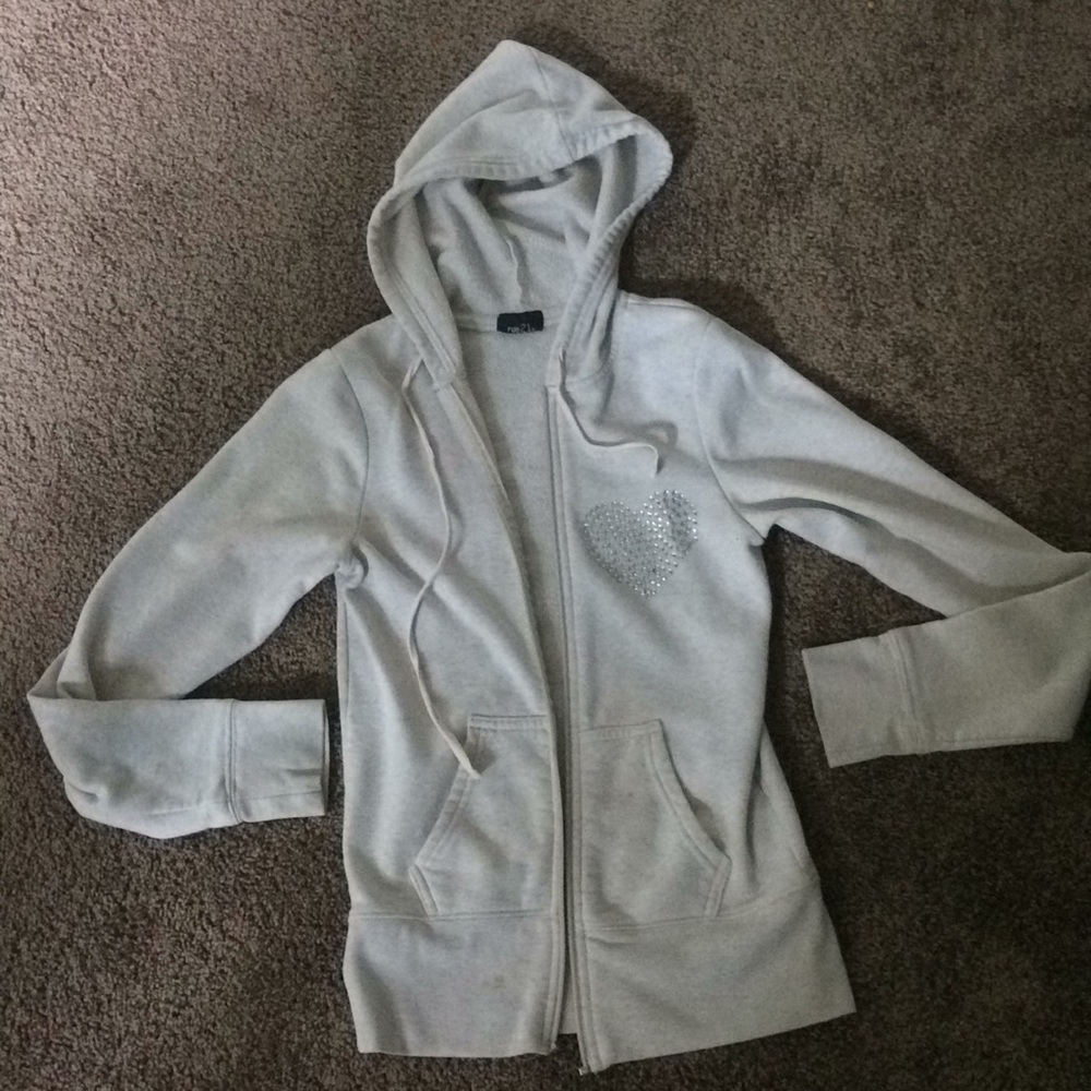 rue21 beige sweater